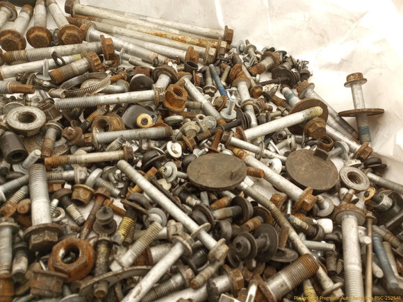 Land Rover LR4 Dismantling Hardware Fasteners Bolts & Nuts