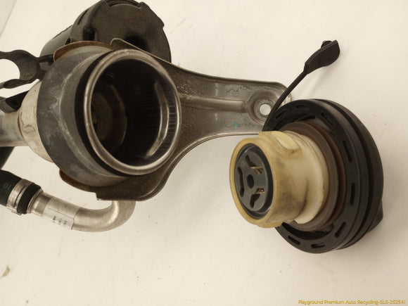 Land Rover LR4 Fuel Filler Neck