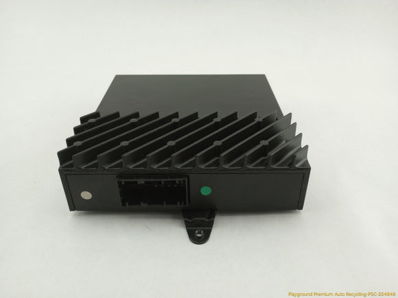 BMW 323i Audio Amplifier
