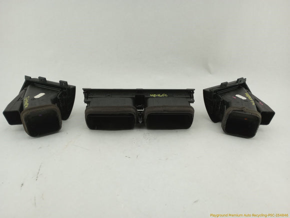 BMW 323i Set Of 4 AC Vents