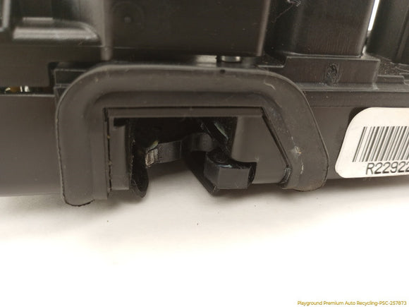 Cadillac CTS Passenger Right Front Door Latch