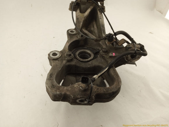 Cadillac CTS Passenger Right Front Spindle Knuckle Hub