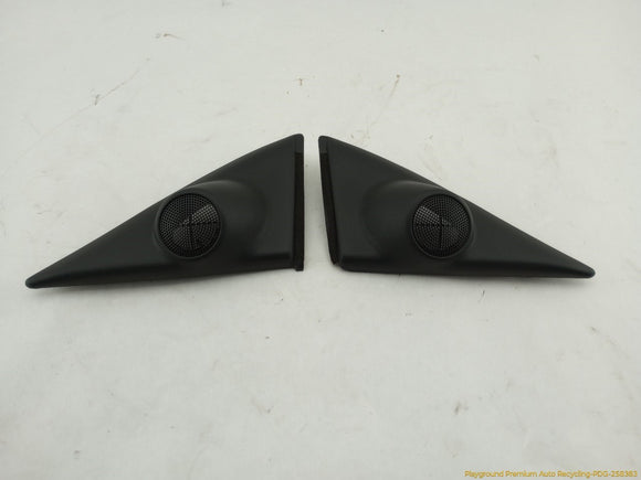 Toyota 4Runner Pair Of Front Door Tweeter Speaker Trim