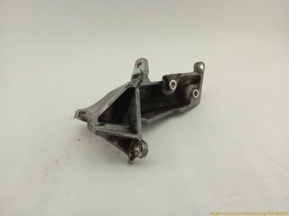 Cadillac CTS Passenger Right Front Engine Mount