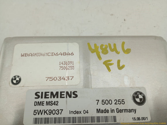 BMW 323i Engine Control Unit