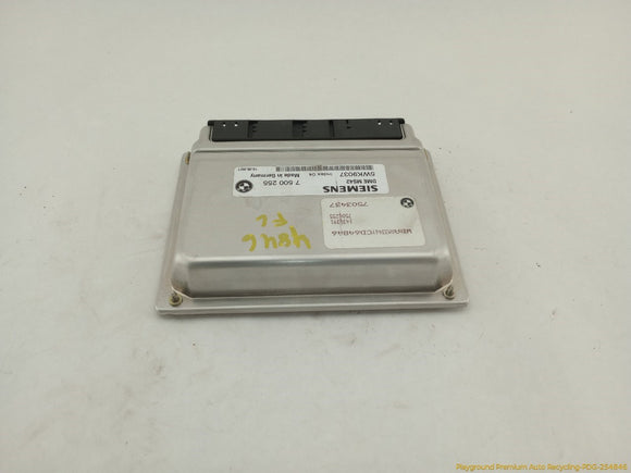 BMW 323i Engine Control Unit