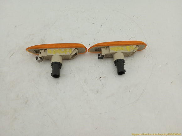BMW 323i Pair Of Front Side Markers