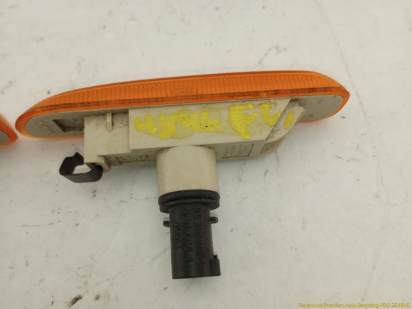 BMW 323i Pair Of Front Side Markers