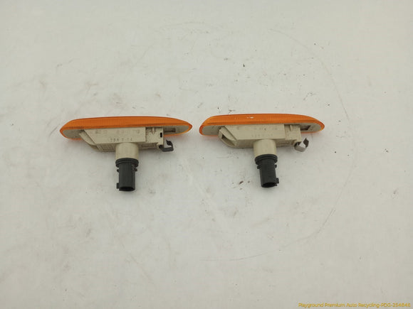 BMW 323i Pair Of Front Side Markers