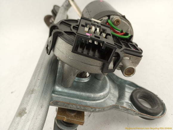 BMW 323i Windshield Wiper Transmission & Motor
