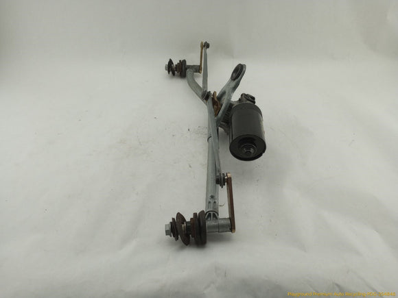 BMW 323i Windshield Wiper Transmission & Motor