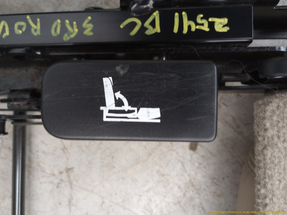 Land Rover LR4 Pair Of Third Row Seats