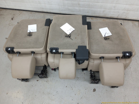 Land Rover LR4 Second Row Seat Set