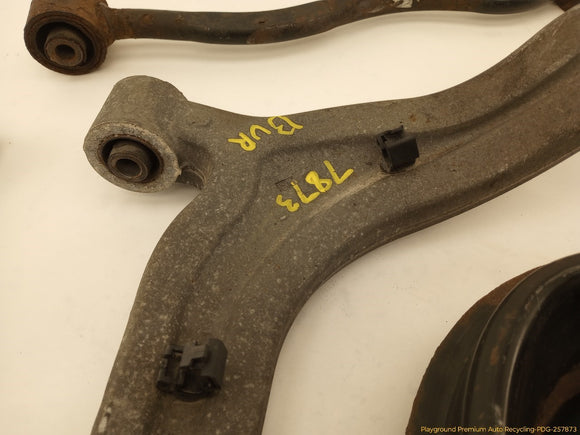 Cadillac CTS Set Of Rear Right Control Arms