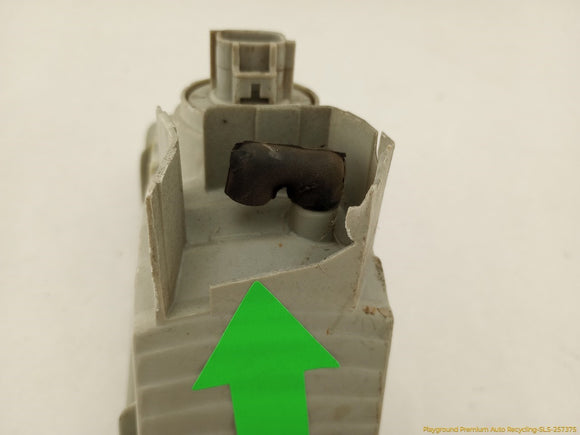 Toyota 4Runner Front Left Bumper Corner Turn Signal & Parking Lamp
