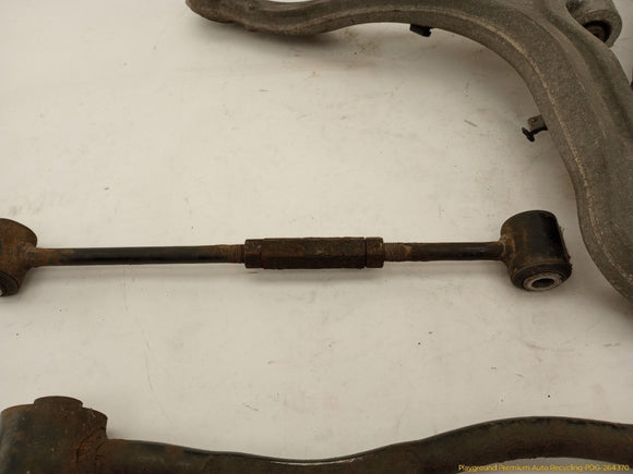 Cadillac CTS Set Of Rear Right Control Arms