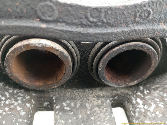 Cadillac CTS Pair Of Front Brake Calipers
