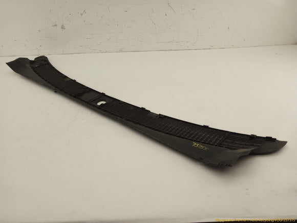 Toyota 4Runner Cowl Vent Panel