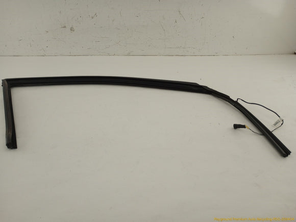 Maserati Quattroporte Front Right Front Door Window Glass Run Channel Seal