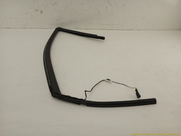 Maserati Quattroporte Front Right Front Door Window Glass Run Channel Seal