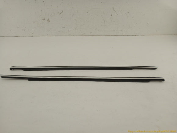 Maserati Quattroporte Pair Of Front Door Window Sweep Trim Molding