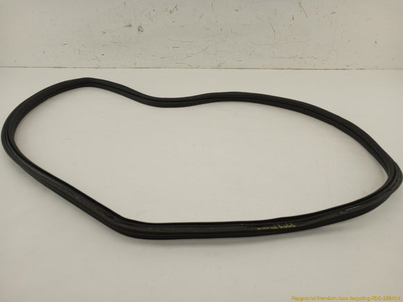 Maserati Quattroporte Trunk Lid Seal Weatherstrip