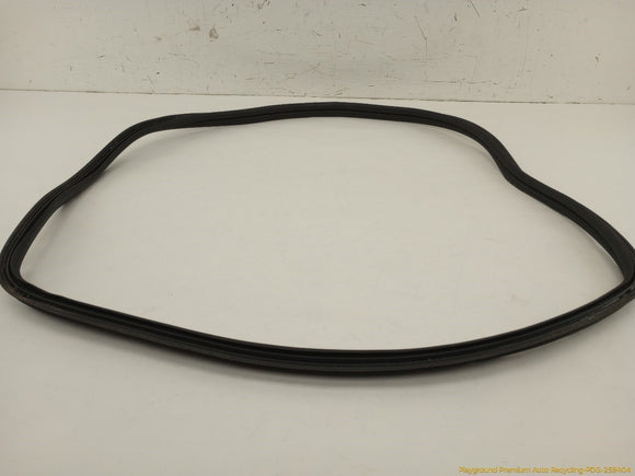 Maserati Quattroporte Trunk Lid Seal Weatherstrip