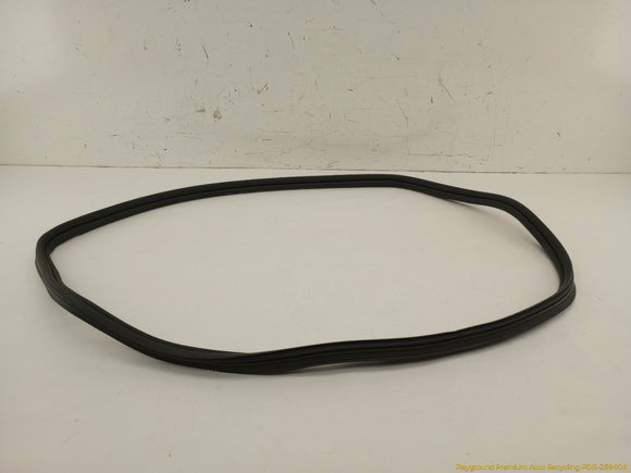 Maserati Quattroporte Trunk Lid Seal Weatherstrip