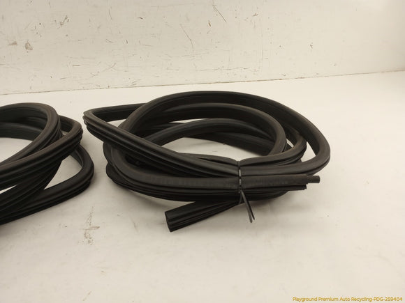 Maserati Quattroporte Set Of 4 Door Car Side Seal Weatherstrips