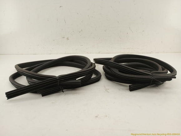 Maserati Quattroporte Set Of 4 Door Car Side Seal Weatherstrips