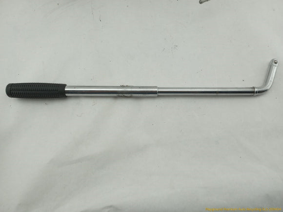 Maserati Quattroporte Vehicle Jack & Tool Kit