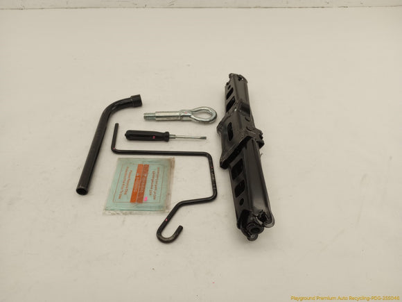 Saab 9-3 Vehicle Jack & Tools