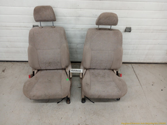 Toyota 4Runner Pair Of Front Seats