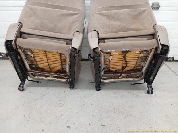Toyota 4Runner Pair Of Front Seats