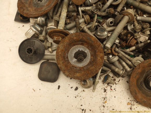Cadillac CTS Dismantling Hardware Fasteners Bolts & Nuts