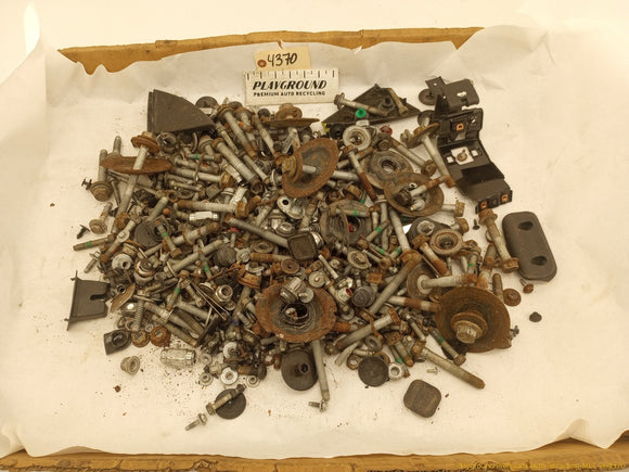 Cadillac CTS Dismantling Hardware Fasteners Bolts & Nuts
