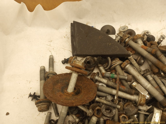 Cadillac CTS Dismantling Hardware Fasteners Bolts & Nuts