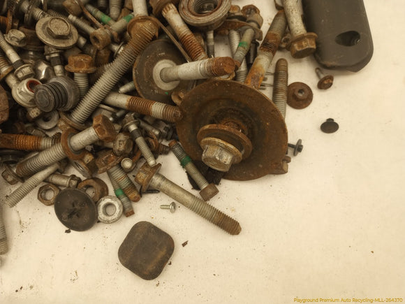Cadillac CTS Dismantling Hardware Fasteners Bolts & Nuts