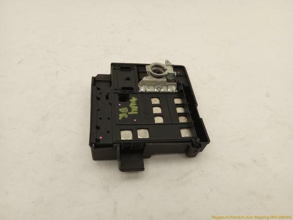Maserati Quattroporte Positive Battery Terminal Fuse Box