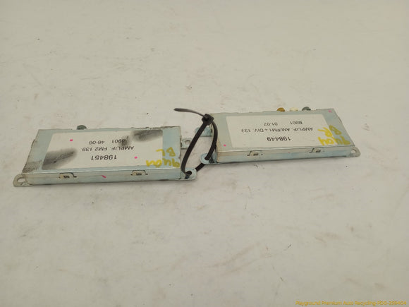 Maserati Quattroporte Pair Of Antenna Amplifiers