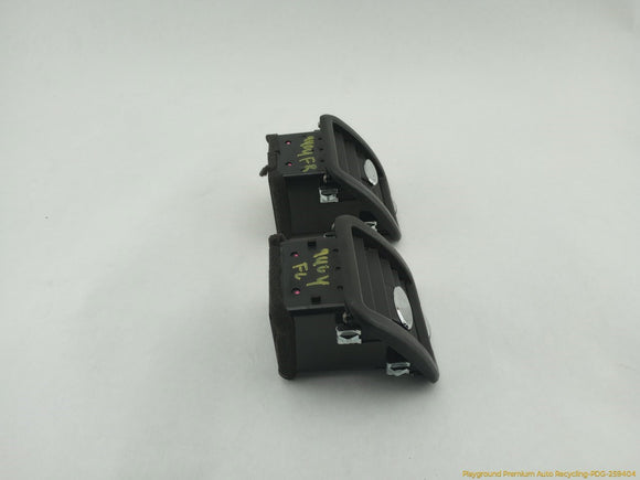 Maserati Quattroporte Pair Of Front Dash Air Vents
