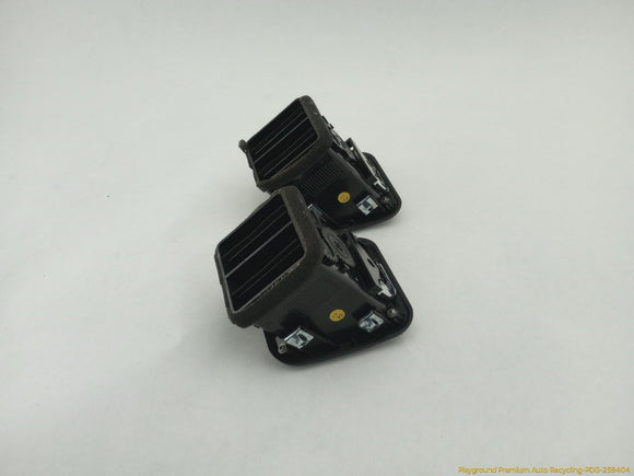 Maserati Quattroporte Pair Of Front Dash Air Vents