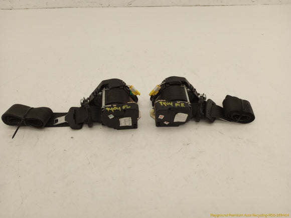 Maserati Quattroporte Pair Of Front Seat Belt Retractors