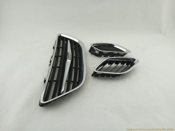 Saab 9-3 Front Bumper Upper Grille Set