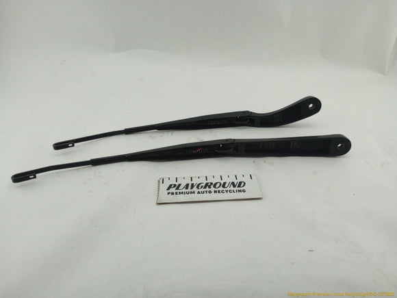 Saab 9-3 Pair Of Windshield Wiper Arms