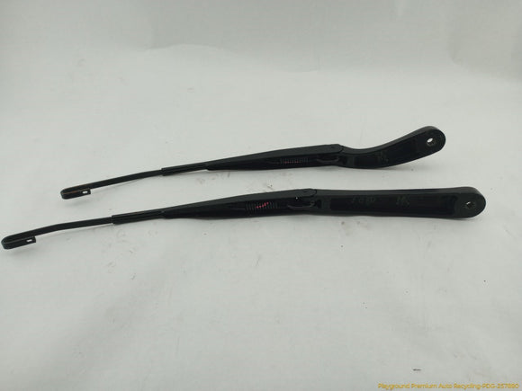 Saab 9-3 Pair Of Windshield Wiper Arms
