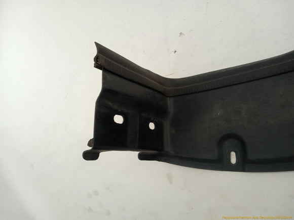 Maserati Quattroporte Upper Radiator Air Conveyor Trim
