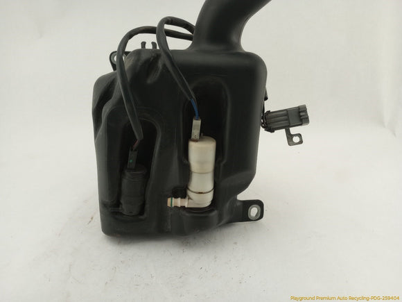 Maserati Quattroporte Windshield Washer Reservoir