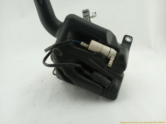 Maserati Quattroporte Windshield Washer Reservoir