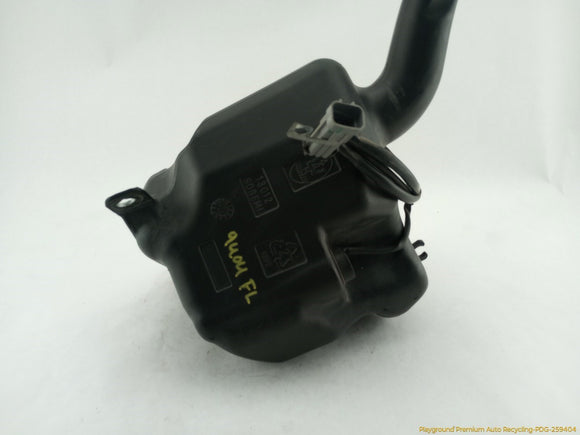 Maserati Quattroporte Windshield Washer Reservoir
